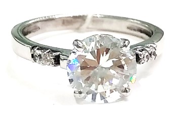 Кольцо помолвочное из белого золота с фианитом 1150076 Кольцо (Au 585)