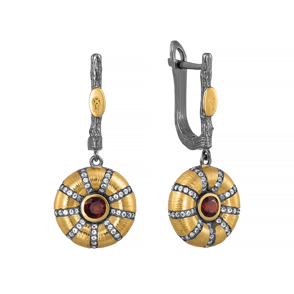 Серьги из серебра с гранатами 1500007043106 Серьги (Ag 925)